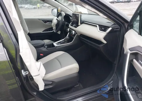 2024 Toyota Rav4 Xle Premium из США, поврежденный, VIN 2T3A1RFV2RC421947